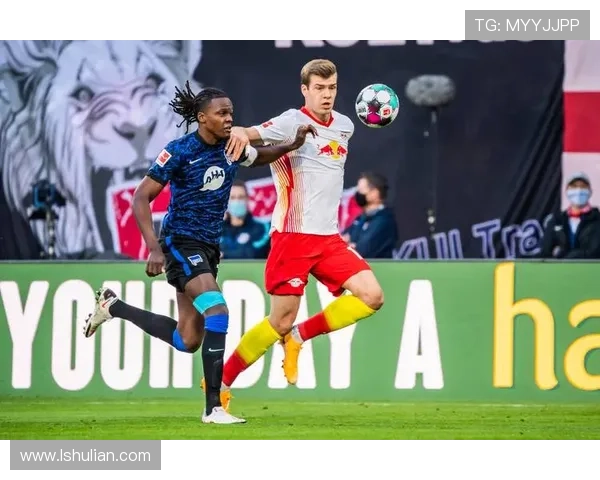 莱比锡全力争夺柏林赫塔新星艾希霍恩挑战拜仁多特竞争